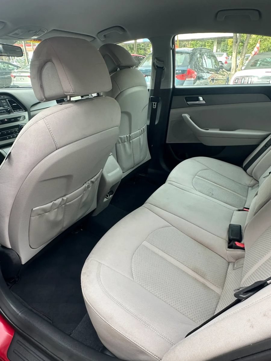 Used 2015 Hyundai Sonata SE FWD image 10
