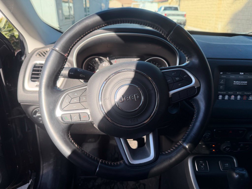 Used 2021 Jeep Compass Latitude FWD image 23