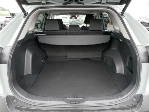 Certified 2021 Toyota RAV4 XLE w/ Convenience Package AWD/4WD image 18
