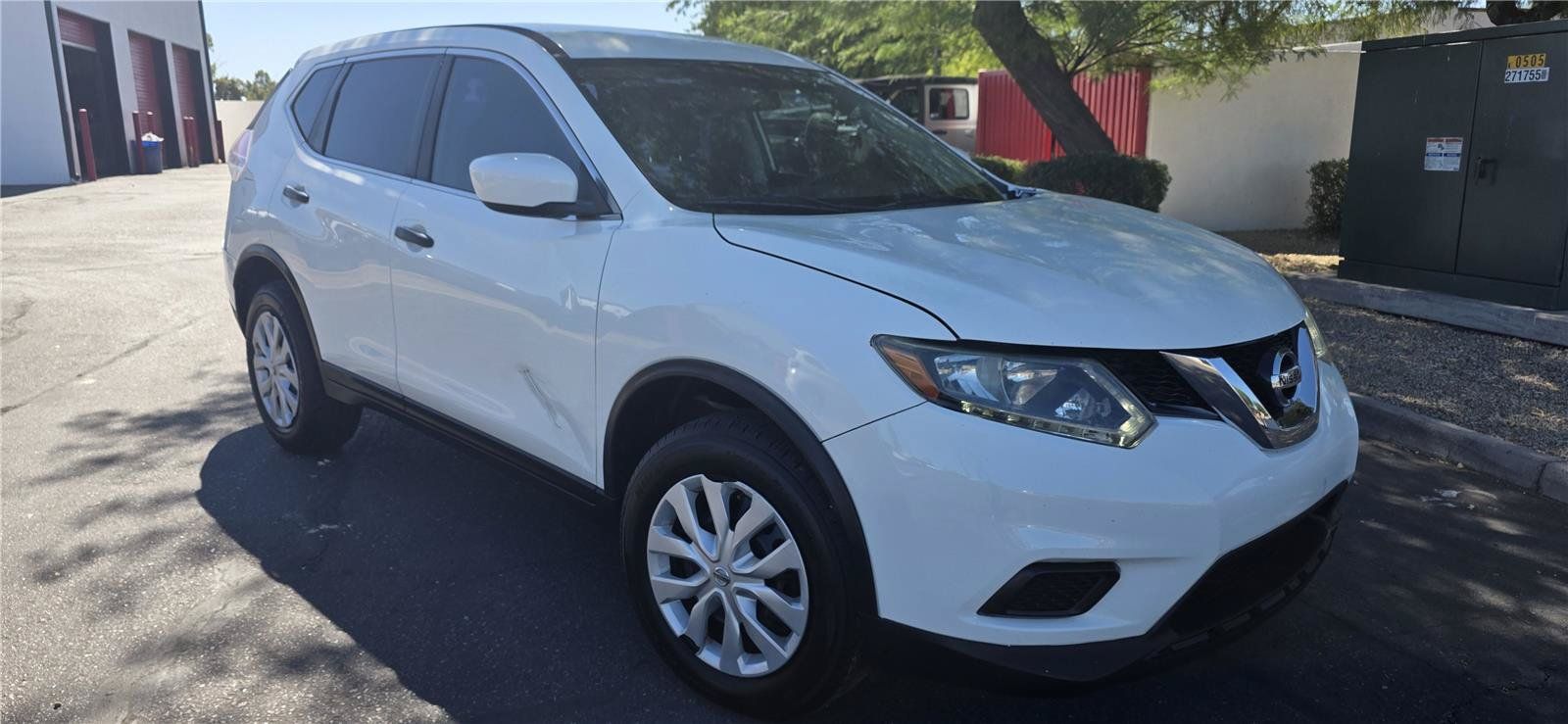 Used 2016 Nissan Rogue S FWD image 4