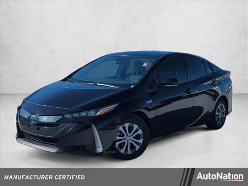 Certified 2021 Toyota Prius Prime XLE image 1