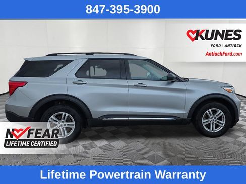 Used 2023 Ford Explorer XLT w/ Equipment Group 202A AWD/4WD image 7