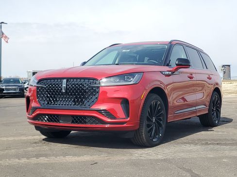 New 2026 Lincoln Aviator Reserve image 2