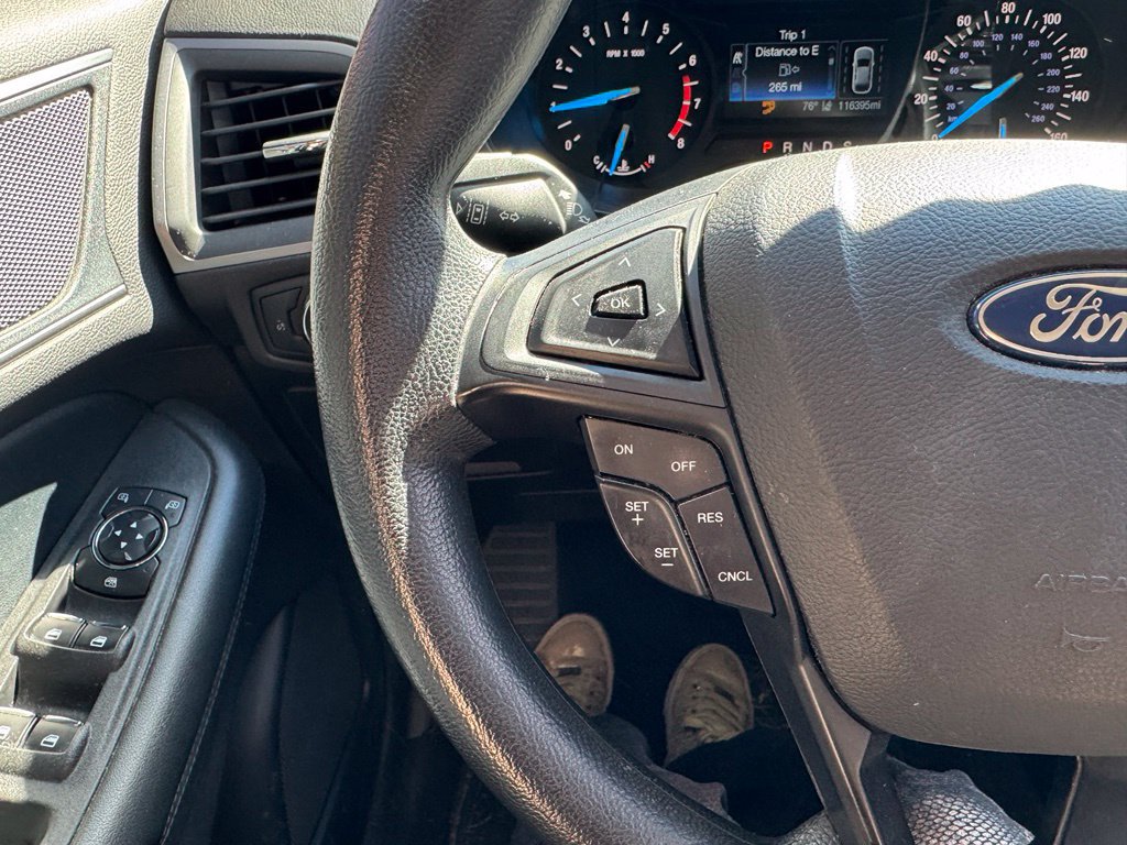 Used 2020 Ford Edge SE FWD image 18