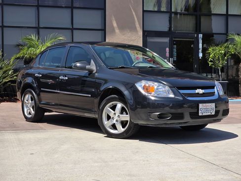 Used 2005 Chevrolet Cobalt LT FWD image 3