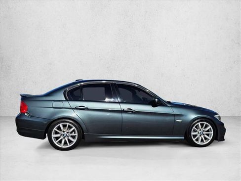 Used 2011 BMW 328i Sedan image 4
