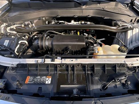 Used 2023 Ford Explorer Limited image 29