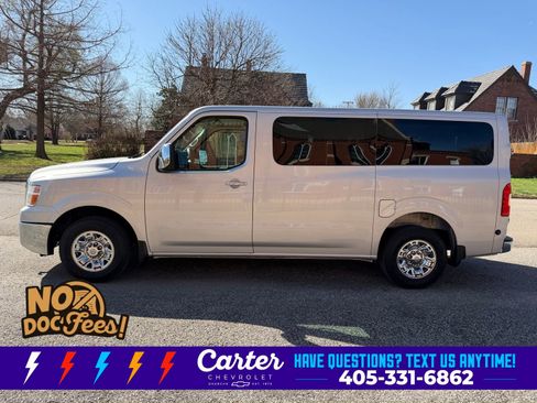 Used 2017 Nissan NV 3500 SL RWD image 9