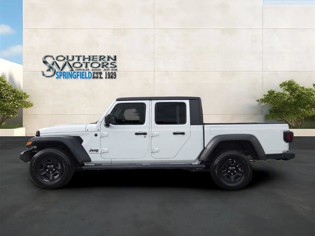 Used 2024 Jeep Gladiator Sport AWD/4WD image 2