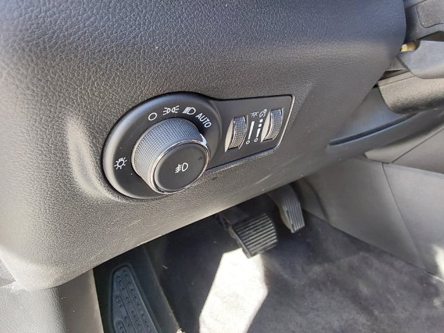 Used 2025 Jeep Compass Limited AWD/4WD image 23