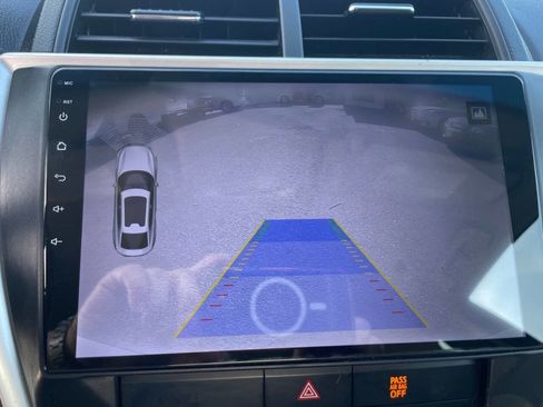 Used 2015 Toyota Camry SE image 19