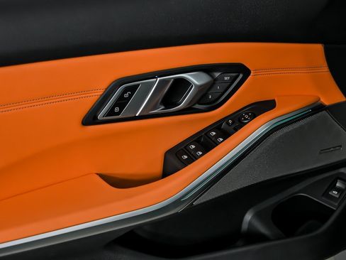 Used 2021 BMW M3 w/ M Carbon Exterior Package image 18