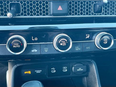 Used 2025 Honda Civic Sport image 15