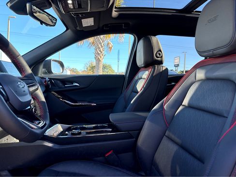 New 2026 Chevrolet Equinox RS w/ Convenience Package III image 18