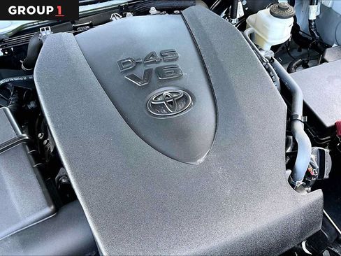 Certified 2023 Toyota Tacoma TRD Sport w/ Technology Package AWD/4WD image 31