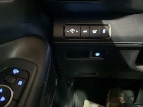 Used 2021 Hyundai Santa Fe Limited image 34