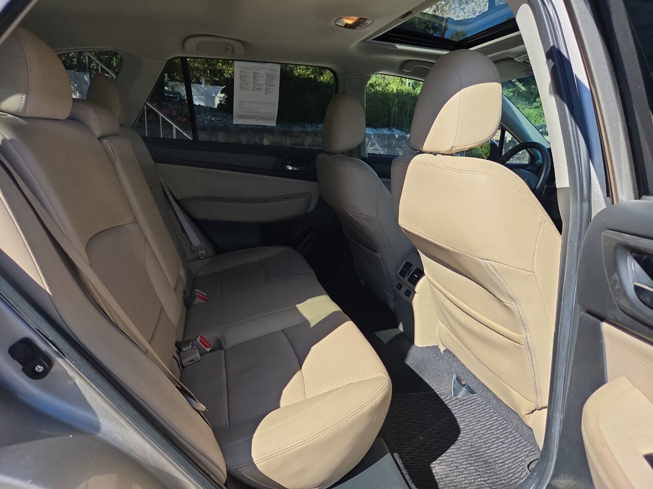 Used 2015 Subaru Outback 2.5i Limited AWD/4WD image 24