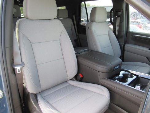New 2026 Chevrolet Tahoe LS RWD image 9