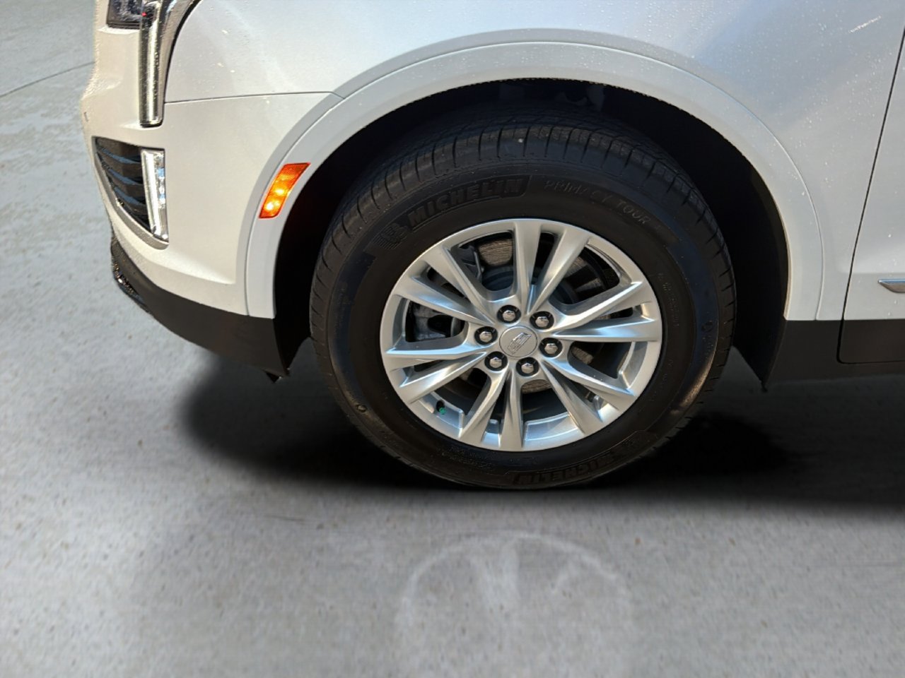 Certified 2025 Cadillac XT5 Luxury FWD image 28