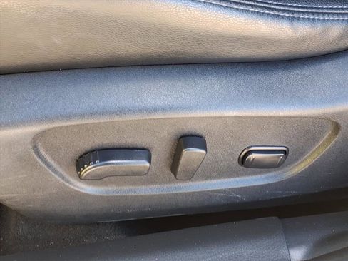 Used 2021 Nissan Rogue Sport SL image 14