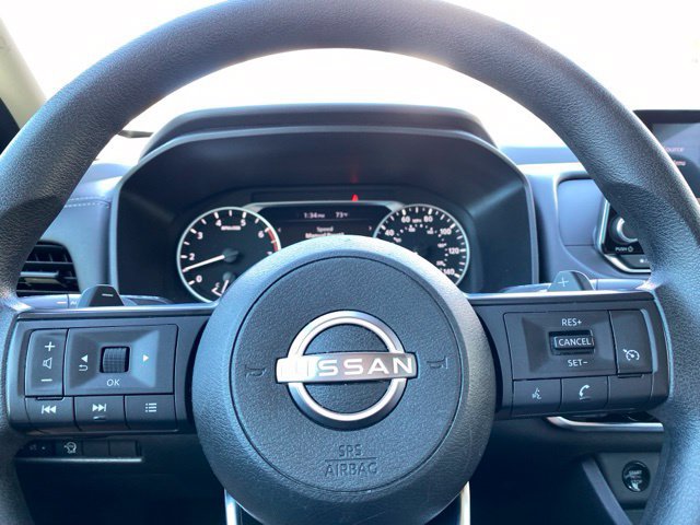 Used 2024 Nissan Rogue S FWD image 14