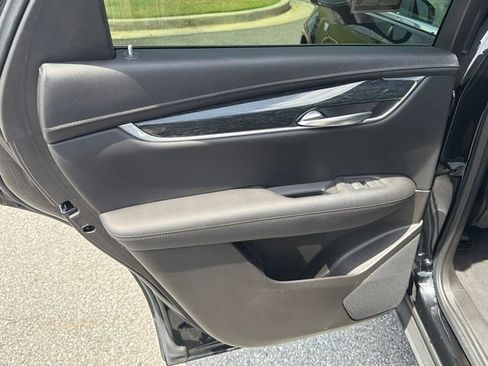 Used 2021 Cadillac XT5 Premium Luxury FWD image 20