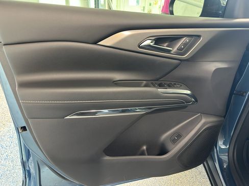 New 2026 Chevrolet Traverse LT w/ Midnight/Sport Edition image 25