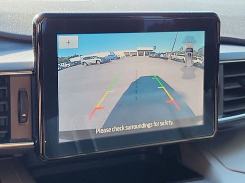 Used 2023 Ford Explorer XLT w/ Equipment Group 202A image 14