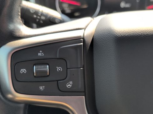 Used 2020 Chevrolet Silverado 1500 LT Trail Boss AWD/4WD image 15