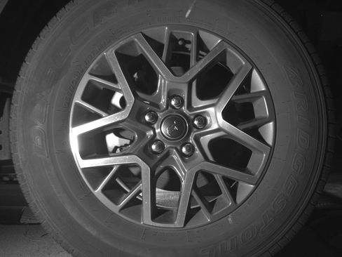 Used 2025 Jeep Wrangler Sahara image 13