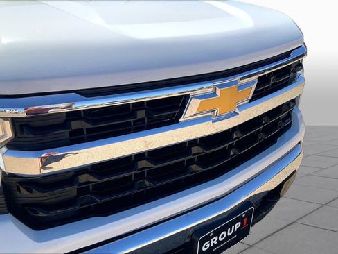 Used 2024 Chevrolet Silverado 1500 LT w/ Z71 Off-Road Package AWD/4WD image 37