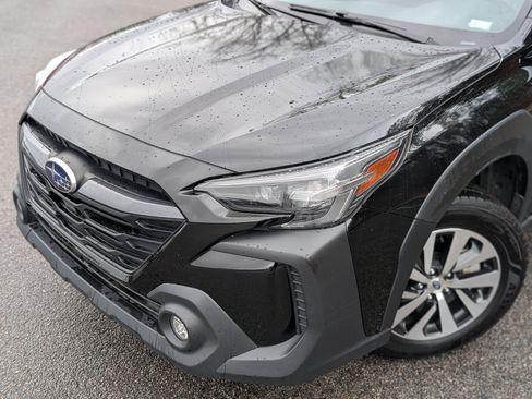 Used 2023 Subaru Outback Premium image 13