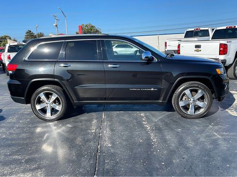 Used 2014 Jeep Grand Cherokee Limited w/ Luxury Group II image 2
