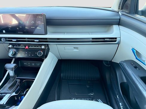 New 2026 Hyundai Tucson SEL image 17