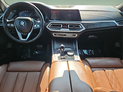 Used 2022 BMW X5 xDrive40i w/ Premium Package AWD/4WD image 15