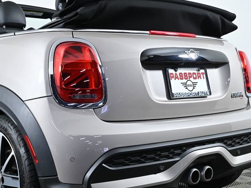 Certified 2024 MINI Cooper S image 8