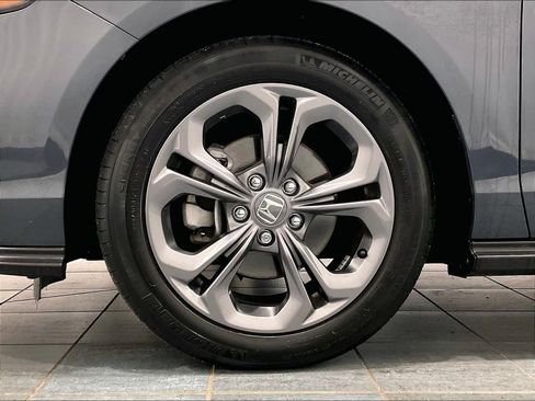 Used 2023 Honda Accord EX image 7