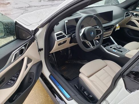New 2025 BMW i4 xDrive40i w/ M Sport Package image 6