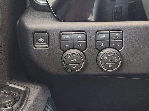 Used 2026 Chevrolet Silverado 1500 LTZ w/ LTZ Premium Texas Edition AWD/4WD image 24