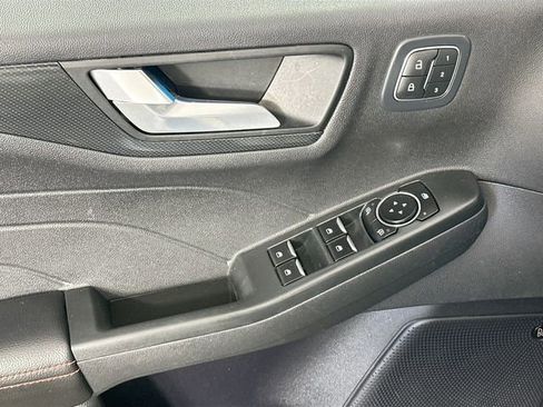 Used 2023 Ford Escape ST-Line Elite w/ Premium Technology Package AWD/4WD image 25