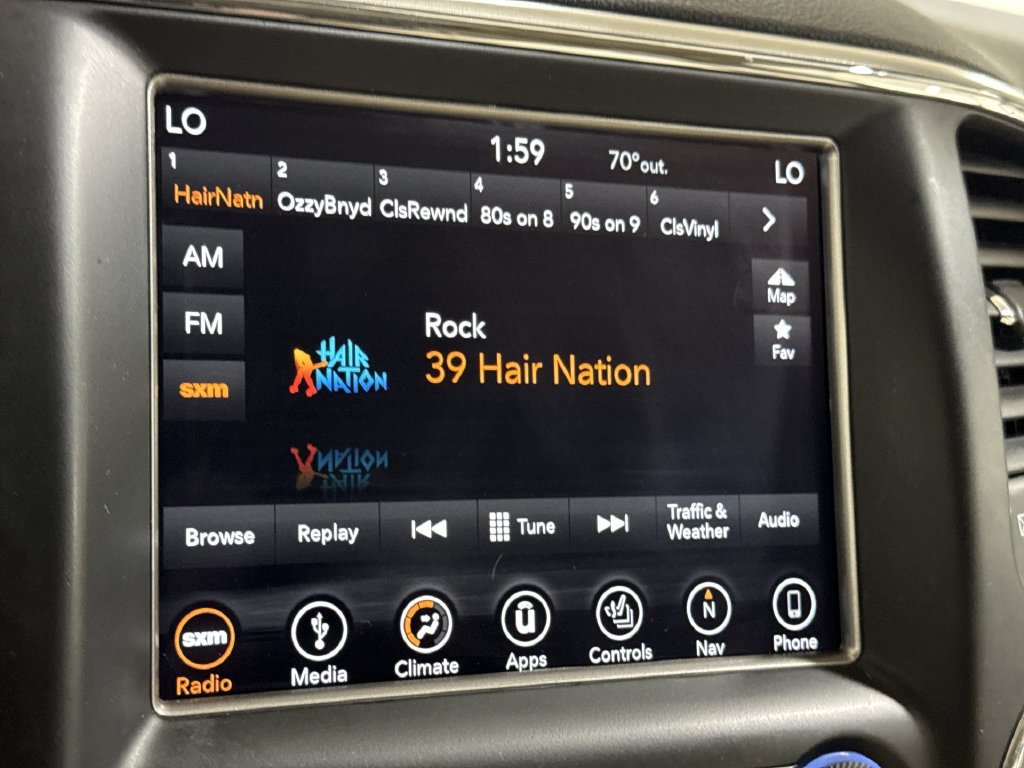 Used 2018 Jeep Grand Cherokee Limited AWD/4WD image 14