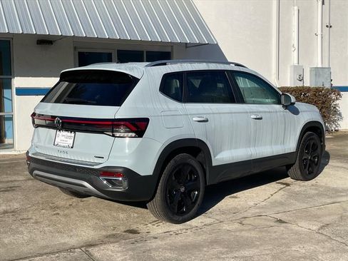 New 2026 Volkswagen Taos SEL AWD/4WD image 19