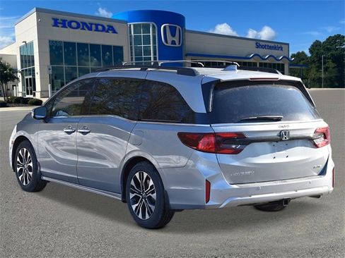 New 2026 Honda Odyssey Elite image 3