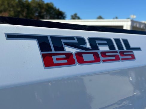 Certified 2025 Chevrolet Silverado 1500 Custom Trail Boss AWD/4WD image 7