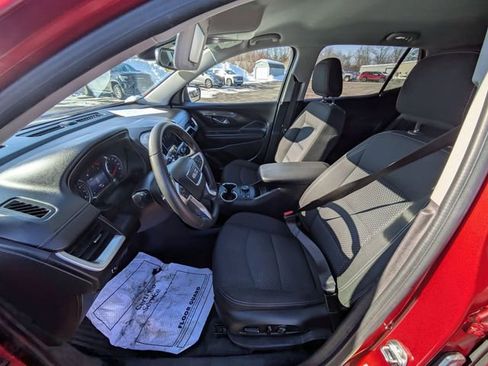 Used 2024 GMC Terrain SLE w/ Driver Convenience Package image 26