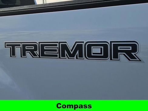 Used 2022 Ford F250 Lariat w/ Tremor Off-Road Package image 12