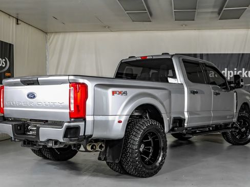 Used 2024 Ford F350 XLT AWD/4WD image 9