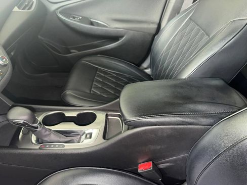 Used 2023 Chevrolet Malibu LS FWD image 21