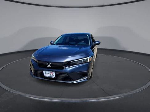 Used 2022 Honda Civic EX image 3