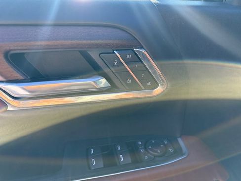 Certified 2024 GMC Sierra 2500 Denali Ultimate image 17